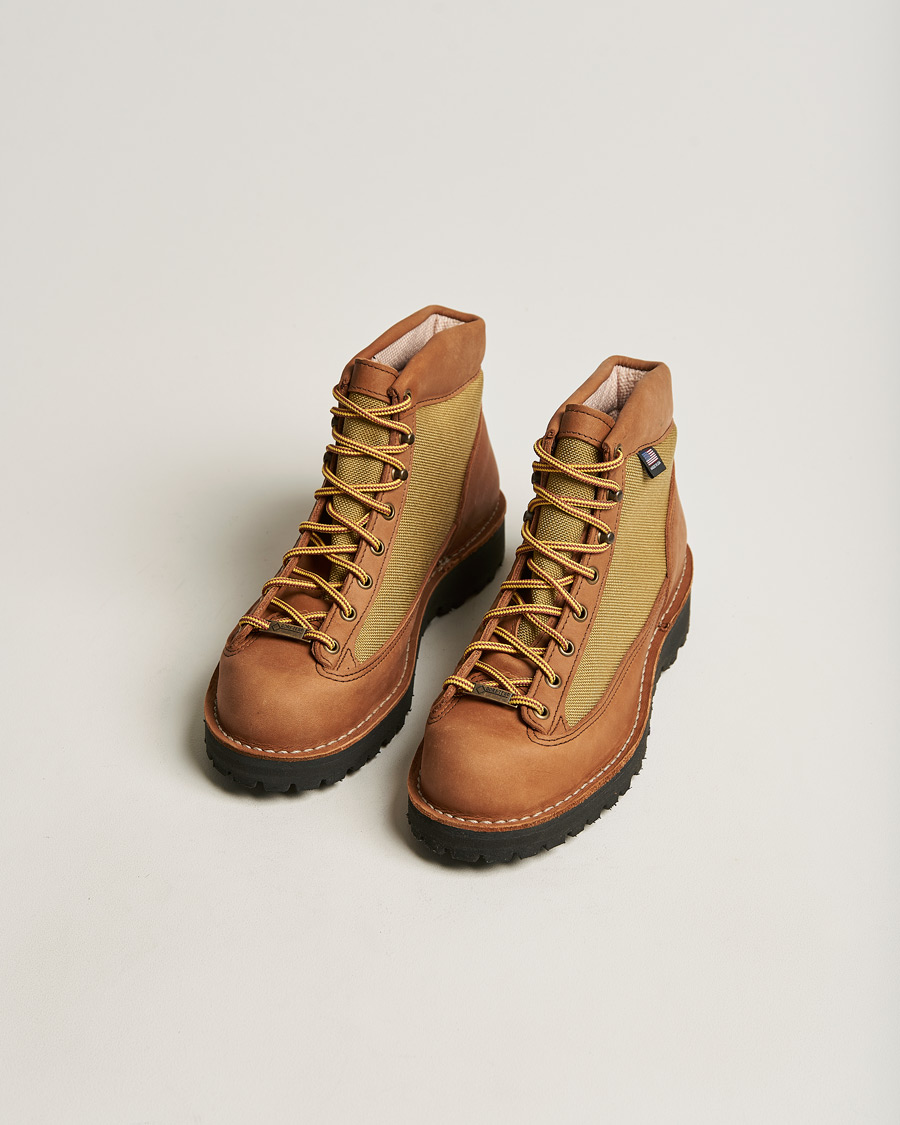 Danner on sale light boots