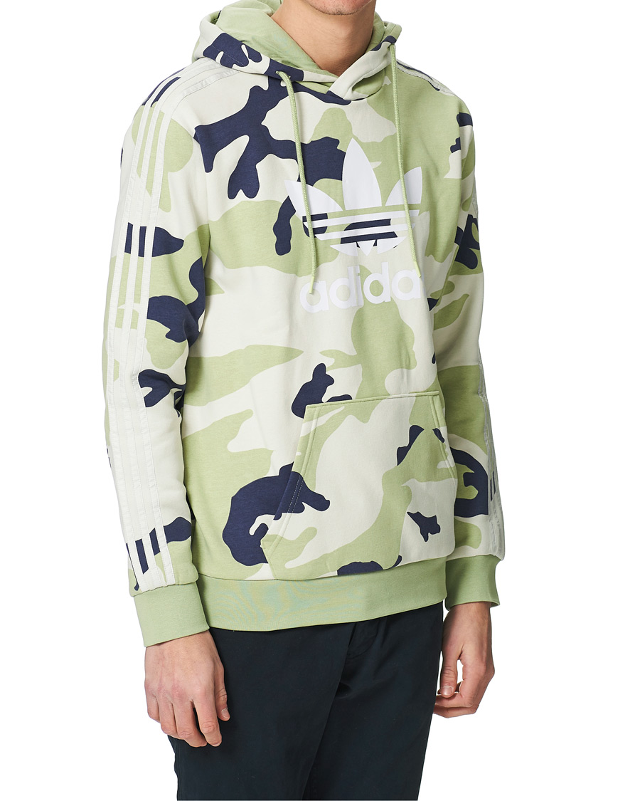 Adidas originals camo outlet sweatshirt