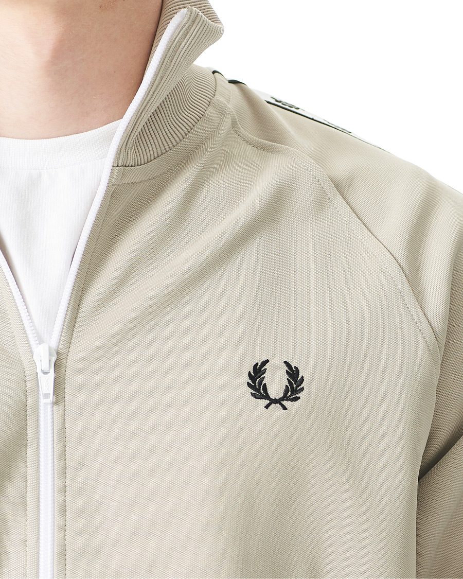 Fred perry outlet light jacket