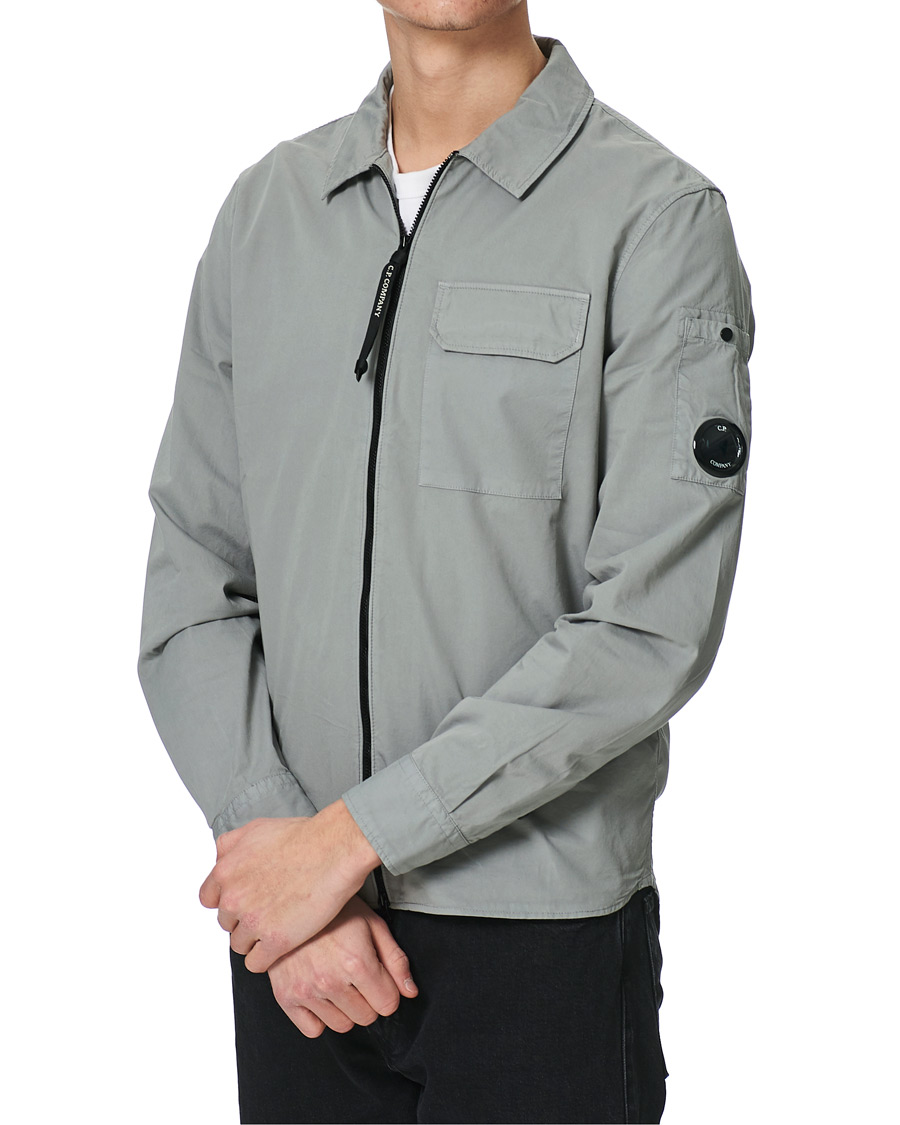 C.P. Company logo-patch lightweight jacket - Grey