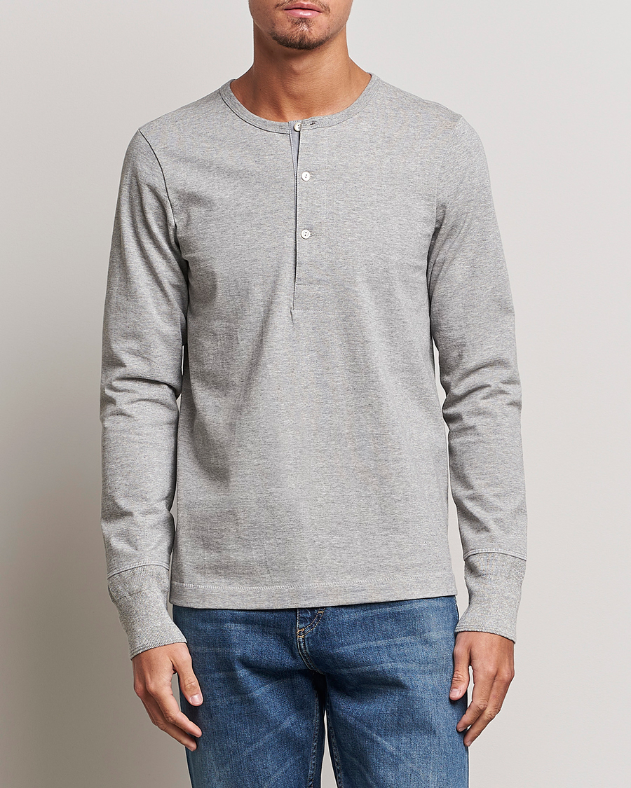 Henley sweatshirt hot sale men's clothing