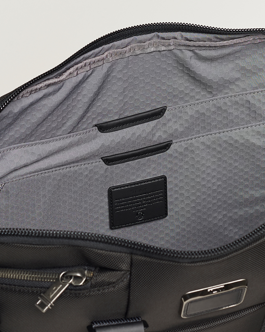 Tumi alpha bravo earle compact outlet brief