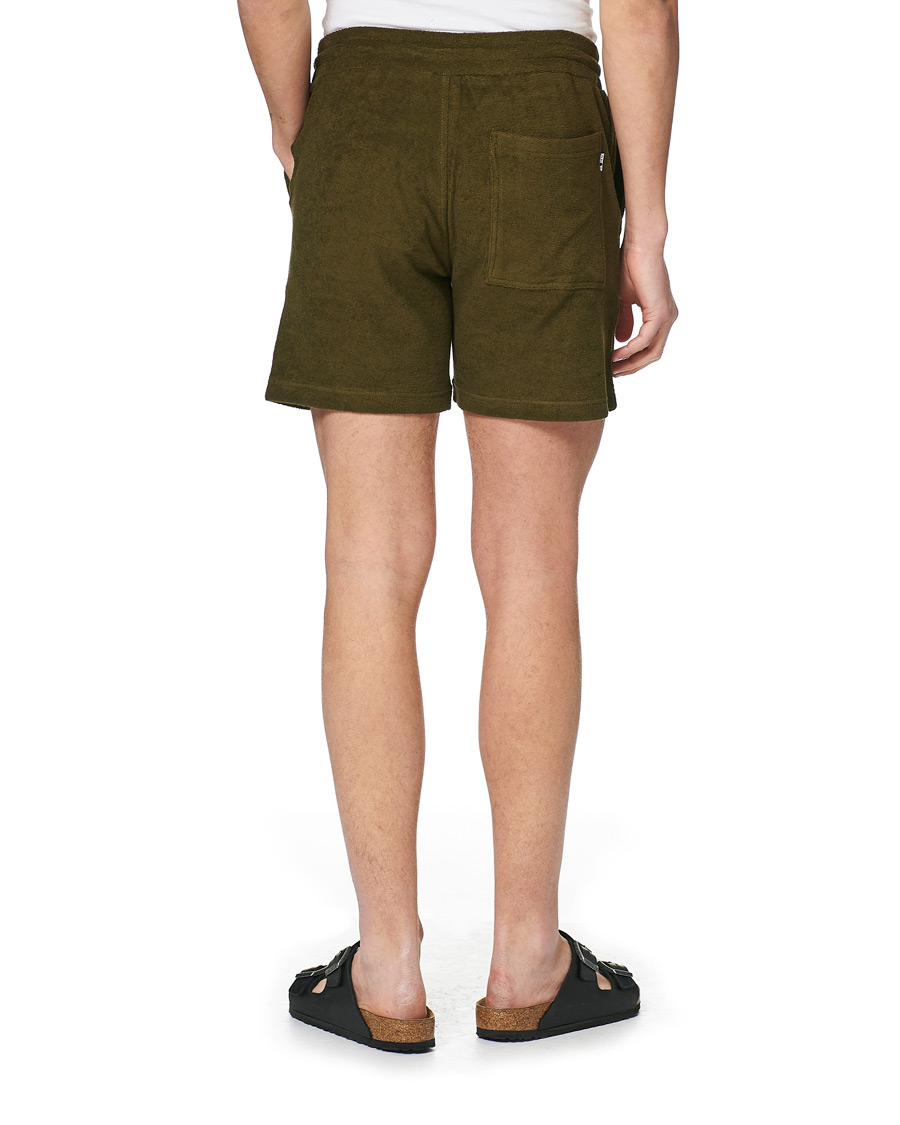 NN07 Cameron Terry Shorts Dark Olive at CareOfCarl.com