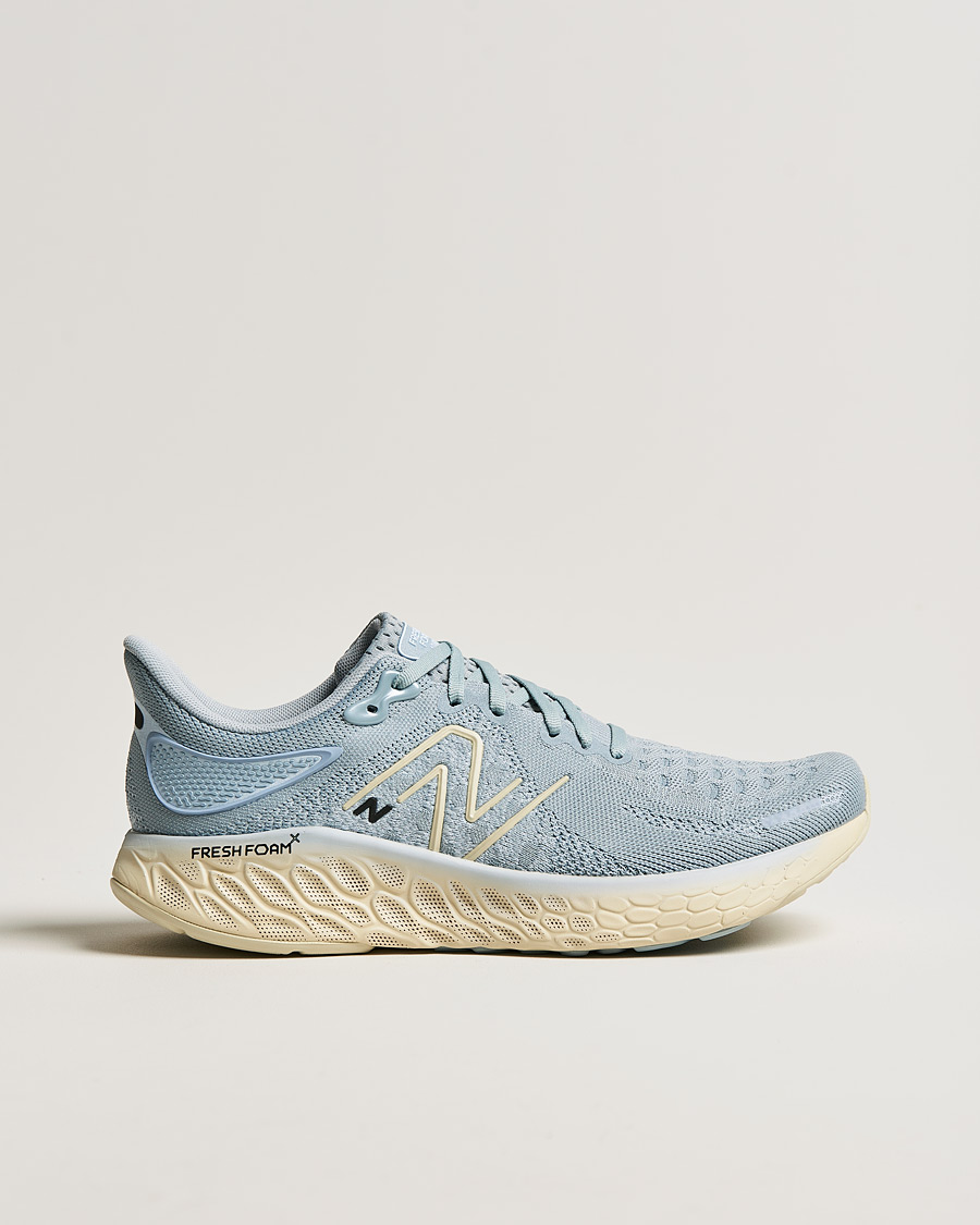 New balance fresh foam lightweight deals