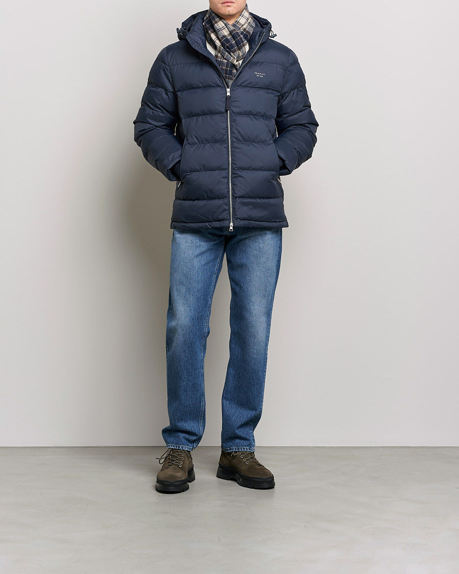 GANT The Active Cloud Jacket Evening Blue at CareOfCarl