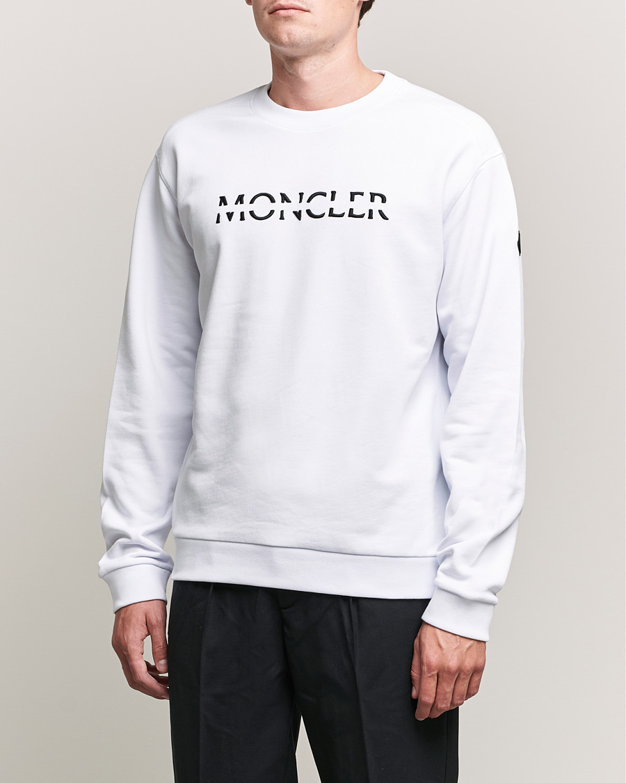 White moncler deals sweatshirt