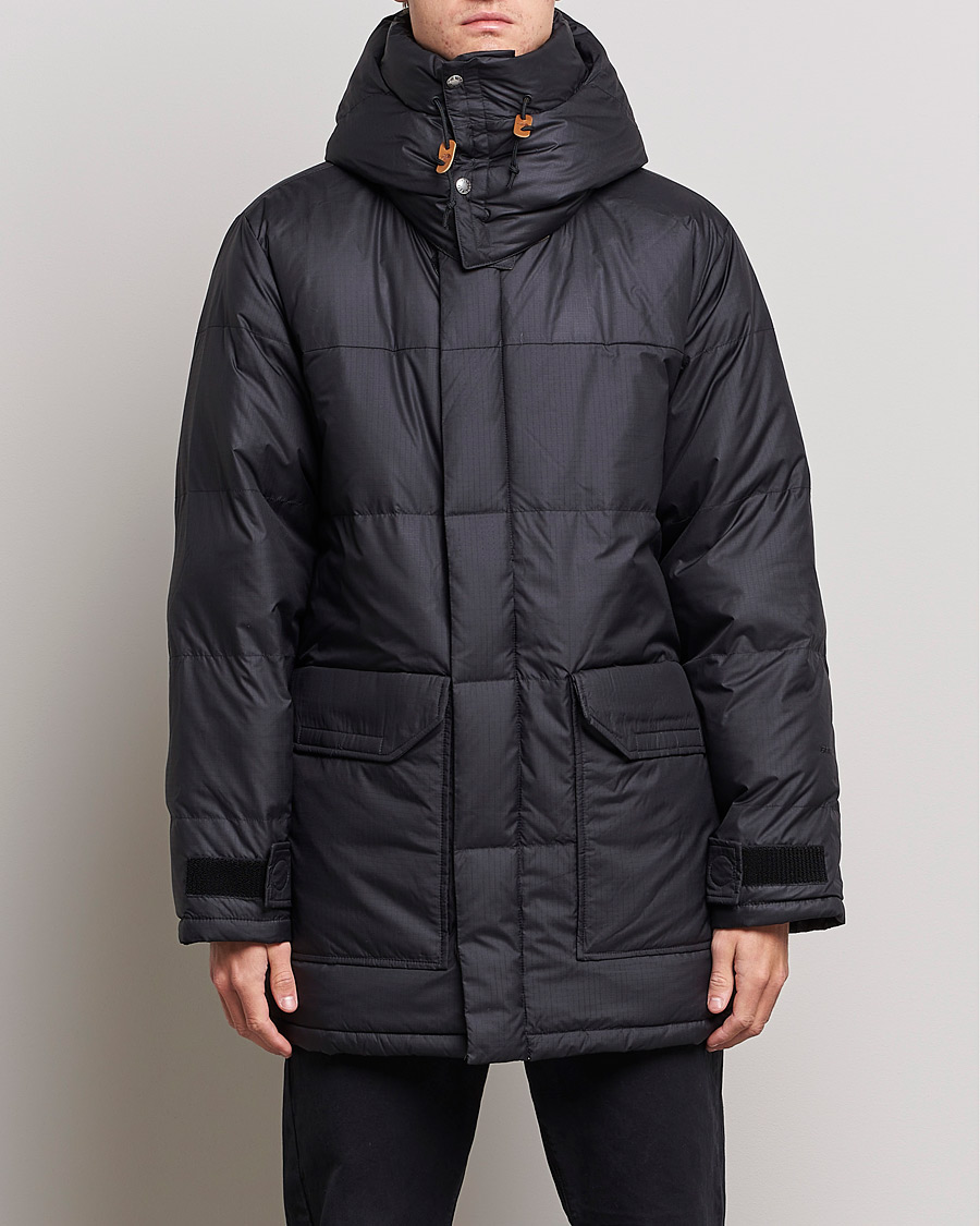 The North Face Brooks Range Parka Black at CareOfCarl