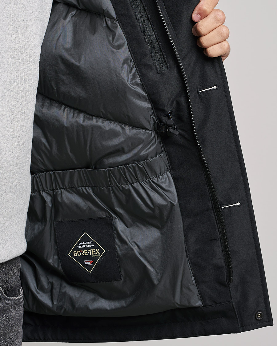 Woolrich Mountain GORE-TEX Parka Black at CareOfCarl.com