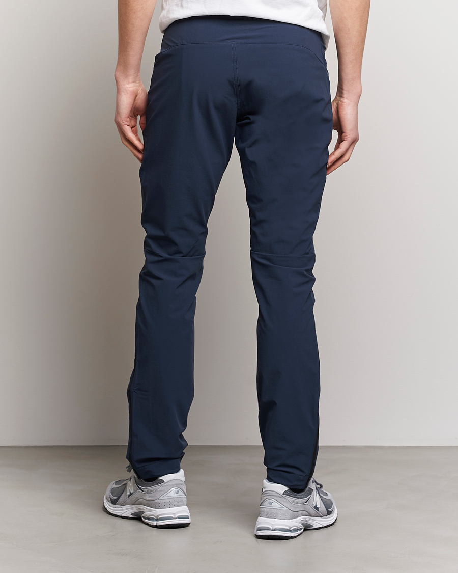 Peak Performance Tech Light Woven Scale Pants Blue Shadow at