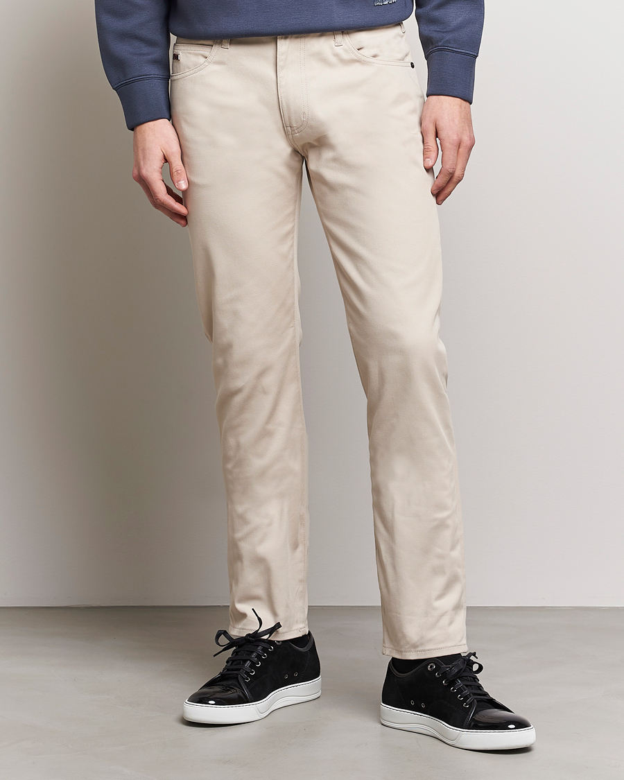 Udløbet Dominerende lungebetændelse Emporio Armani 5-Pocket Jeans Beige at CareOfCarl.com