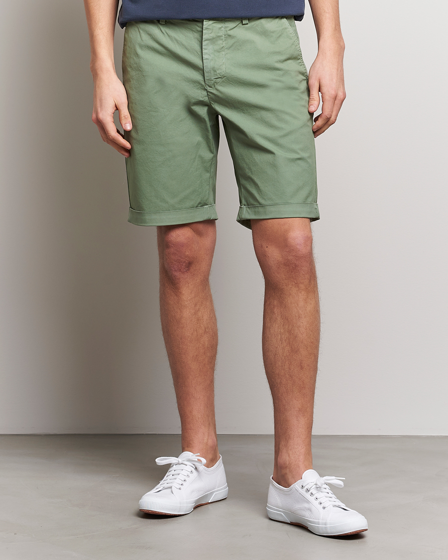 Gant sunbleached shorts deals