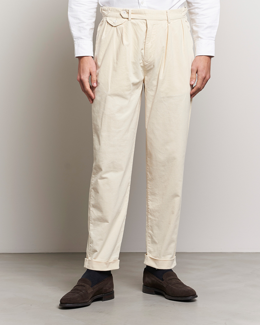 Regular Fit Corduroy trousers - Cream - Men | H&M
