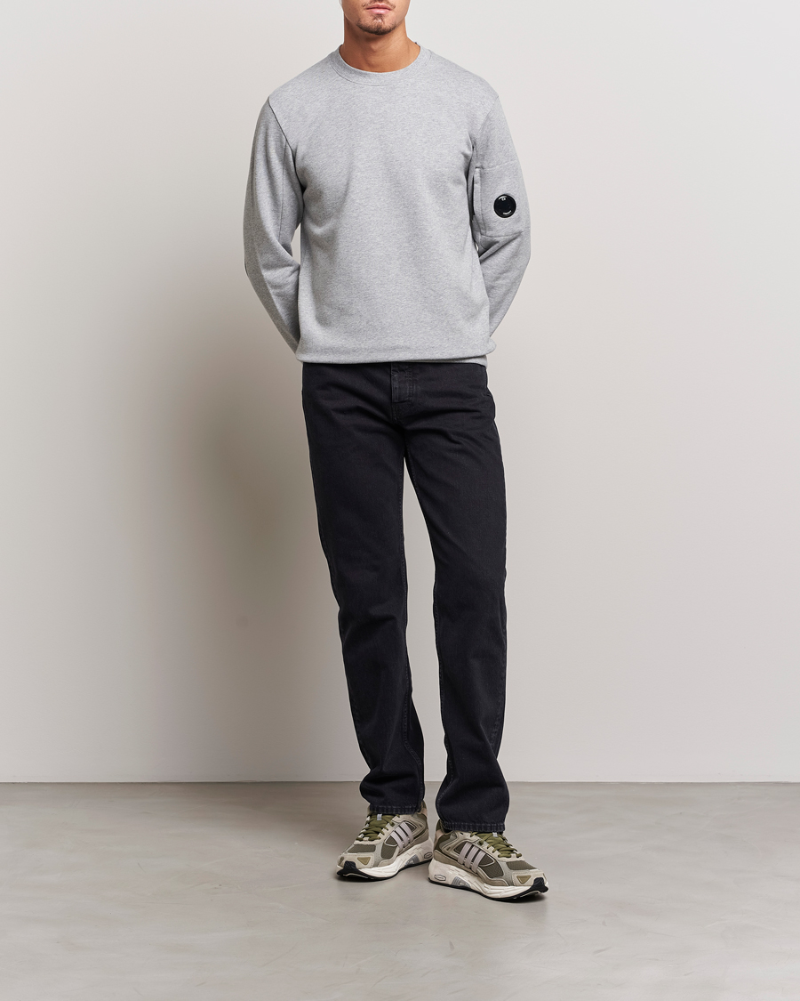 Cp company 2024 lens sweatshirt sale