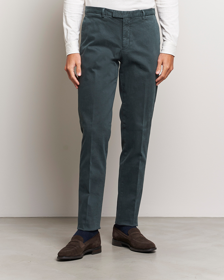 Slim Fit Cotton twill trousers - Khaki green - Men | H&M MY