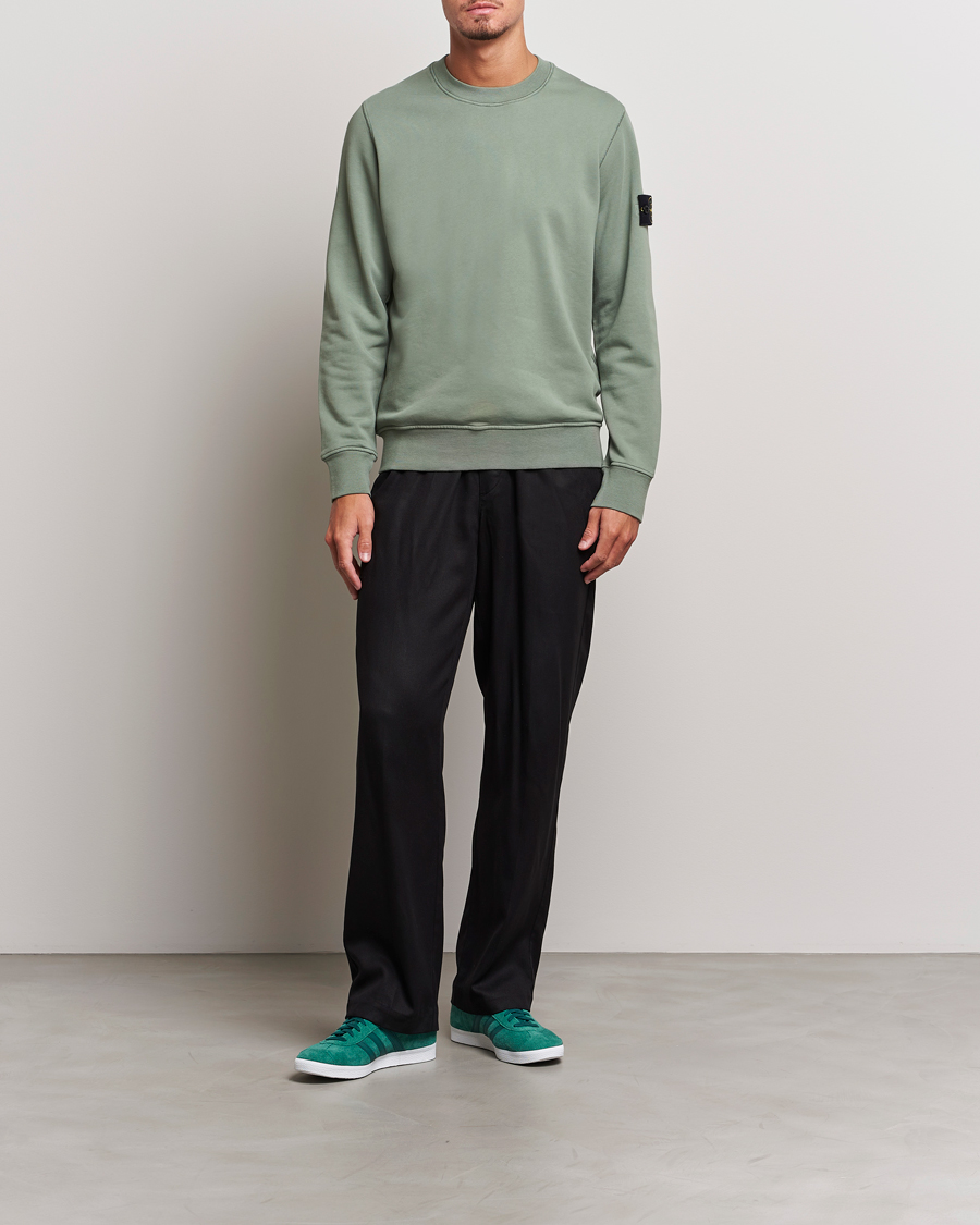 Stone island store sage sweatshirt