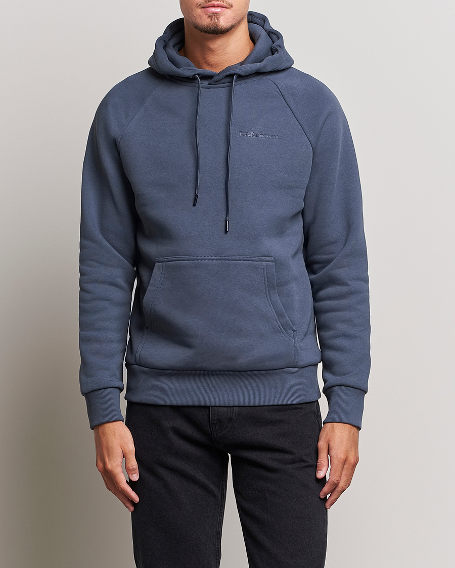 GANT Archive Shield Hoodie Evening Blue at CareOfCarl.com