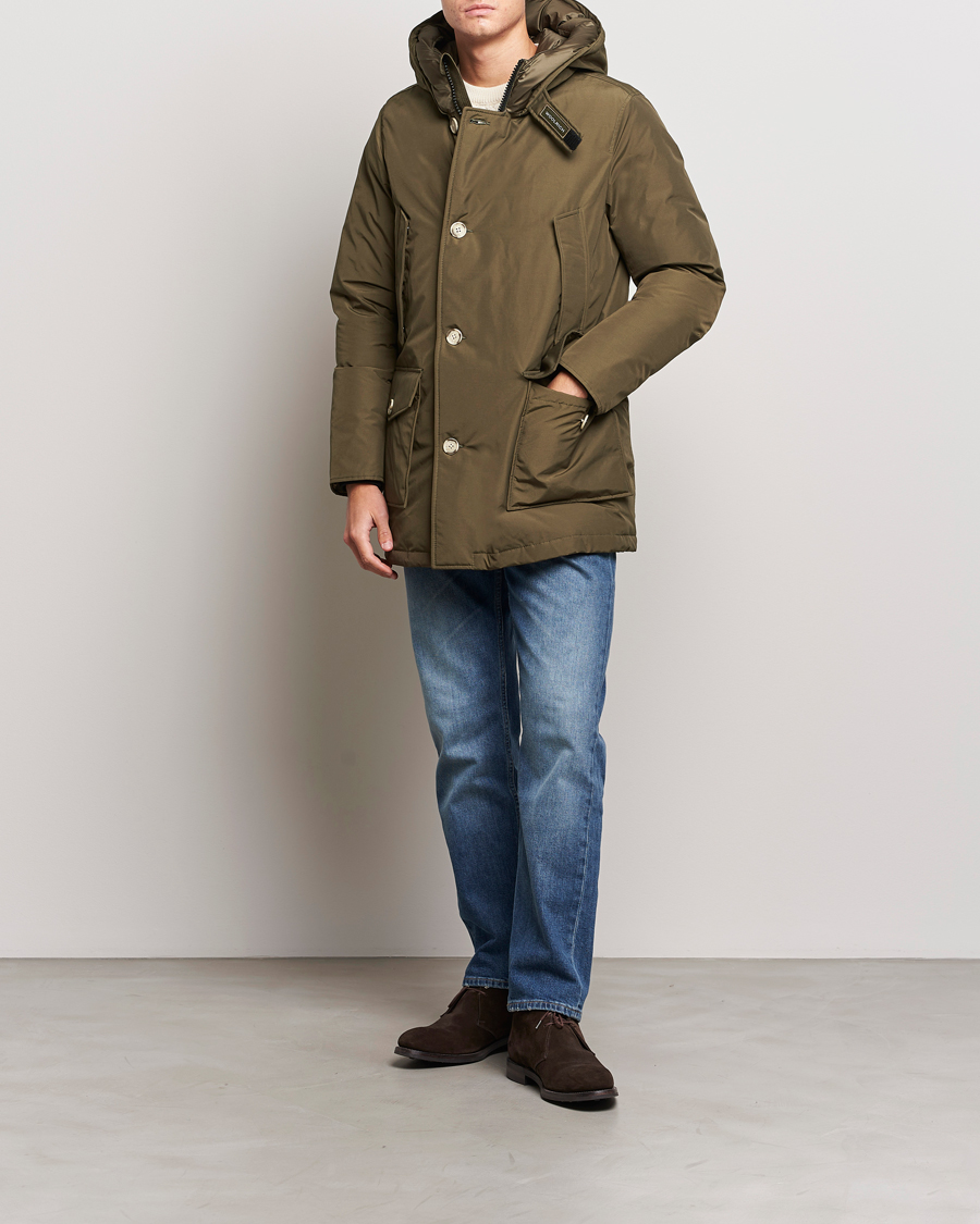 Men | Coats & Jackets | Woolrich | Arctic Parka No Fur Dark Green