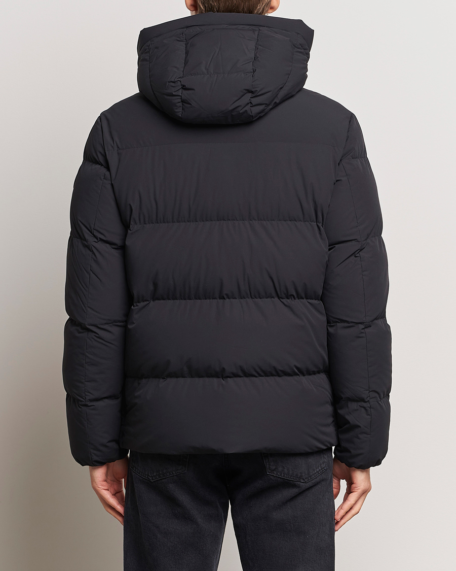 Supreme black puffer on sale jacket