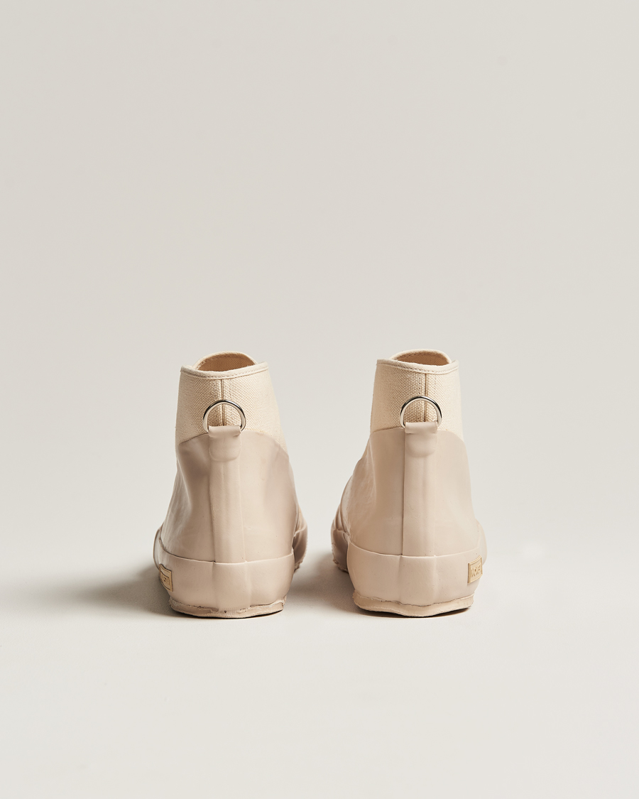 Beige store rubber shoes