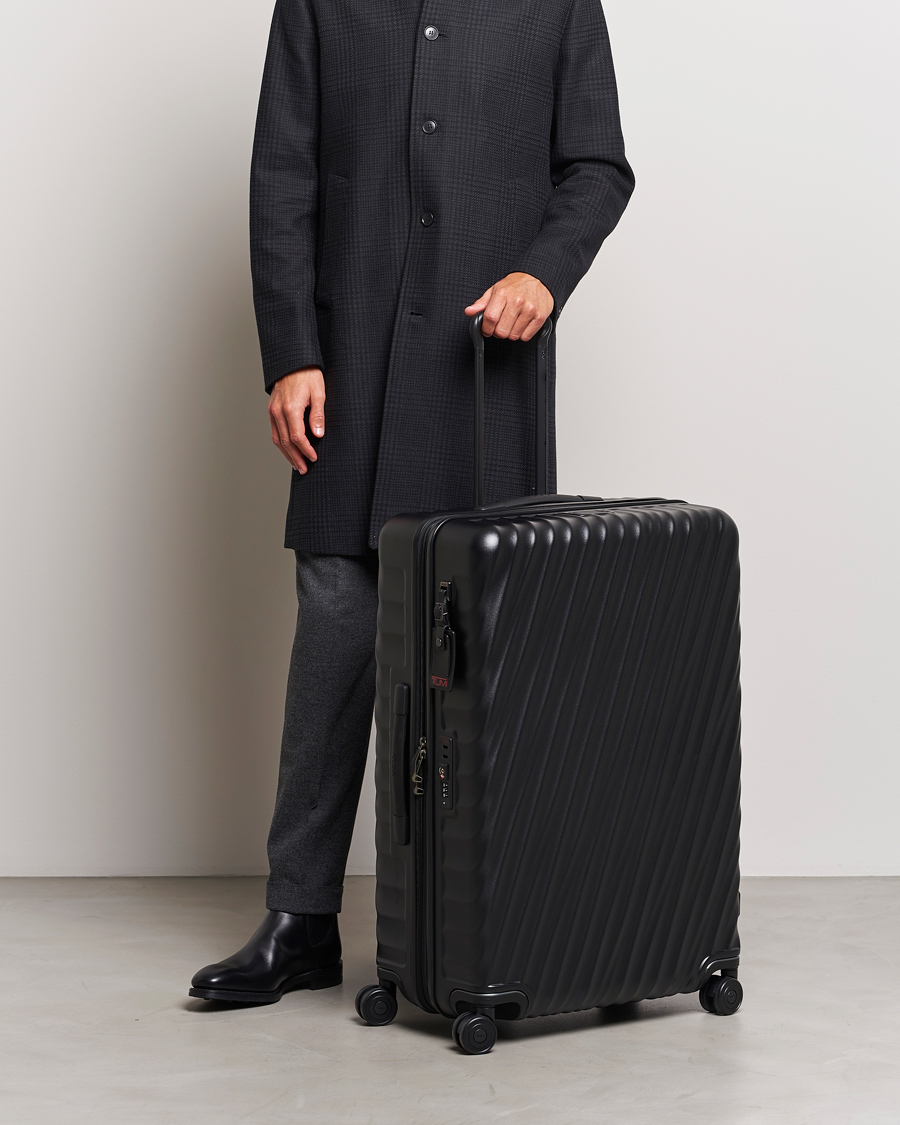 Tumi 19 degree 2024 extended trip packing case