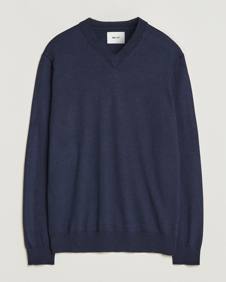 GANT Classic Cotton V-Neck Evening Blue at CareOfCarl.com