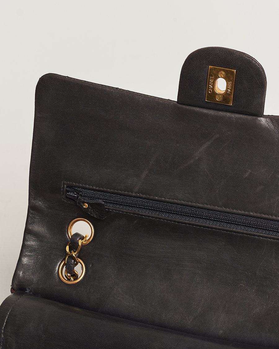 Men | Chanel Pre-Owned Classic Medium Flap Bag Calf Leather Black | Chanel Pre-Owned | Classic Medium Flap Bag Calf Leather Black