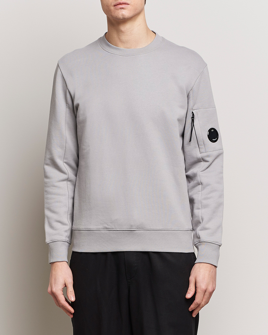 Men |  | C.P. Company | Diagonal Raised Fleece Lens Sweatshirt Light Grey