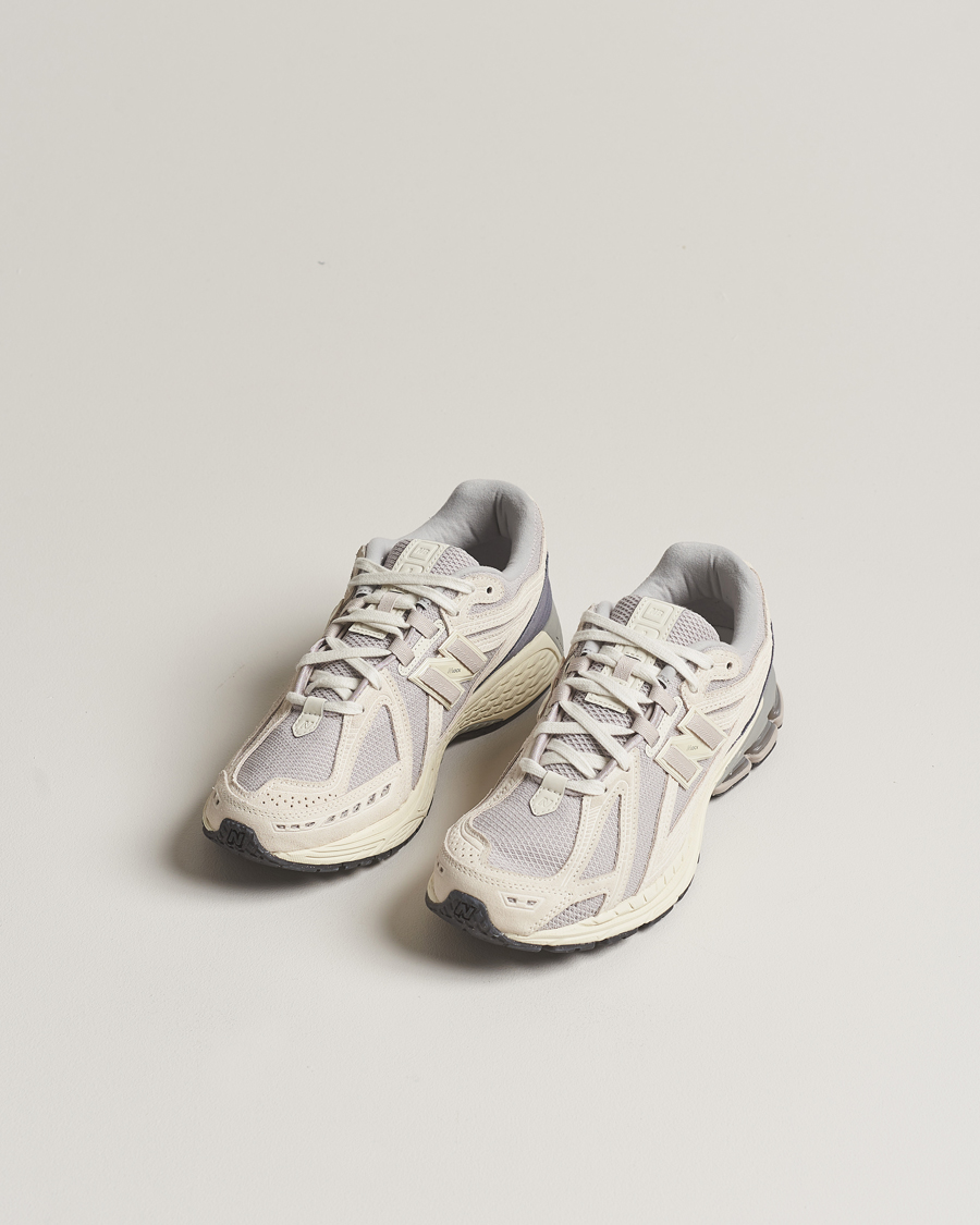 New balance best sale 410 classic beige