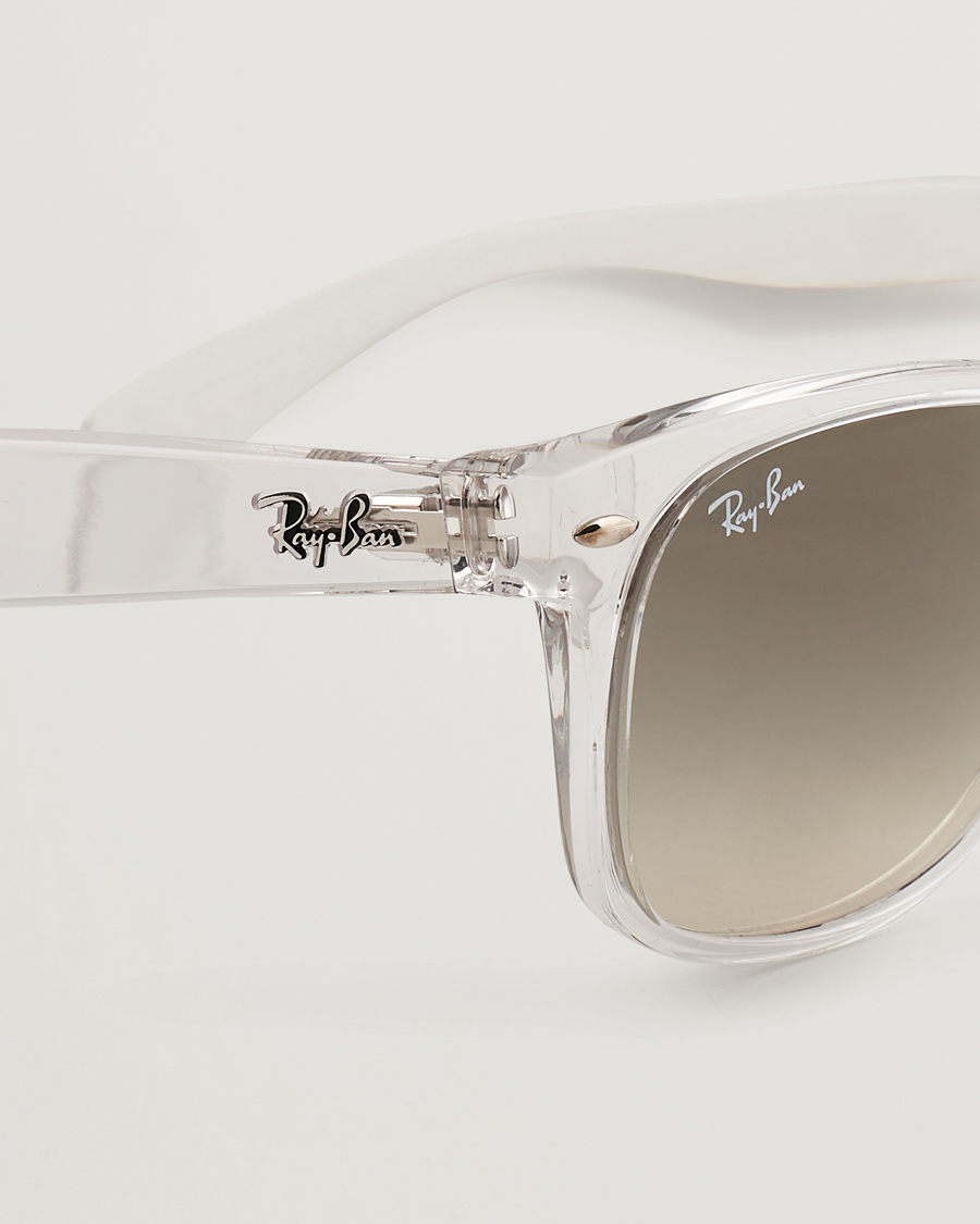 Clear wayfarer fashion sunglasses