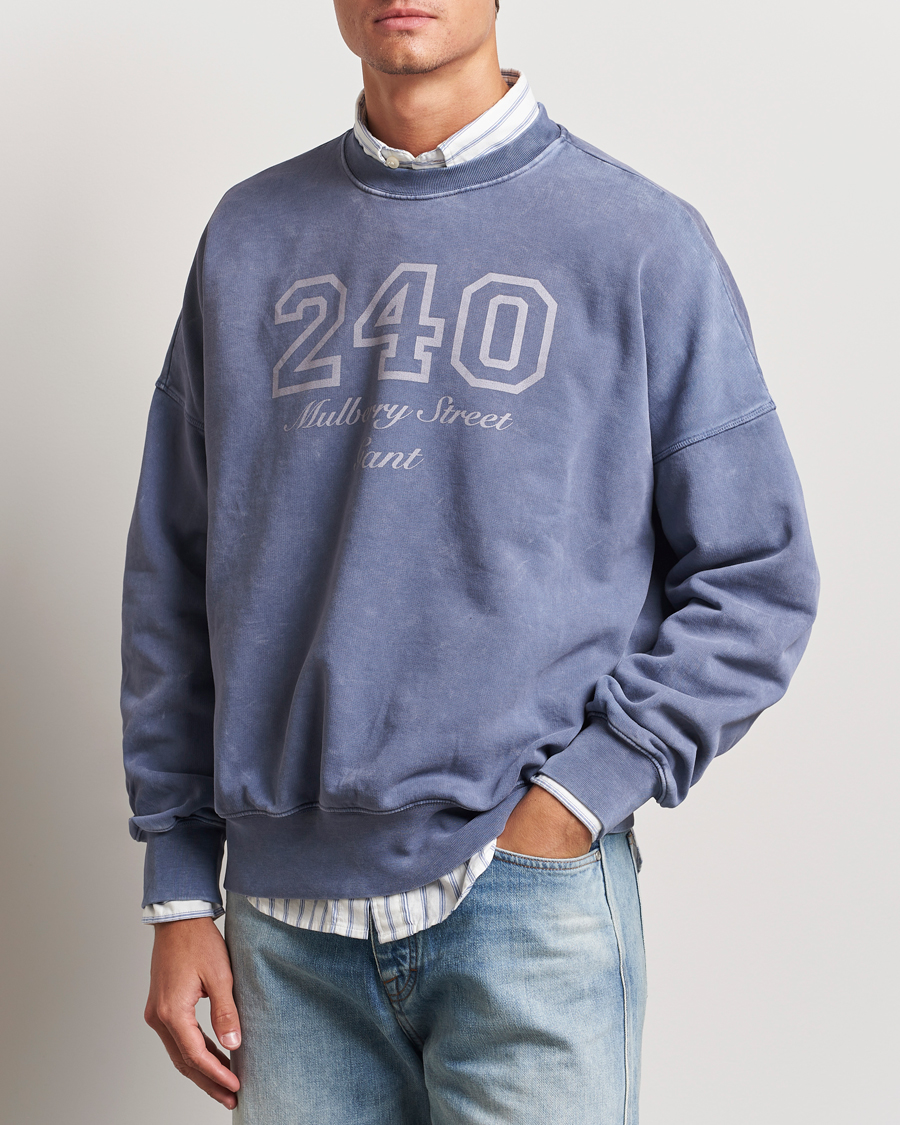 Men | Clothing | GANT 240 Mulberry Street | Vintage Washed Crew Neck Sweatshirt Dusty Blue Sea