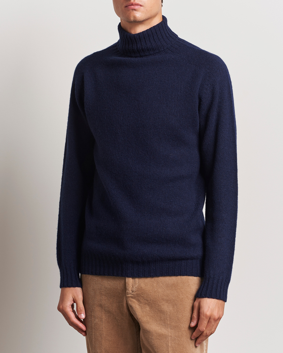 Men | Clothing | Harley Of Scotland | Supersoft Lambswool Rollneck Navy