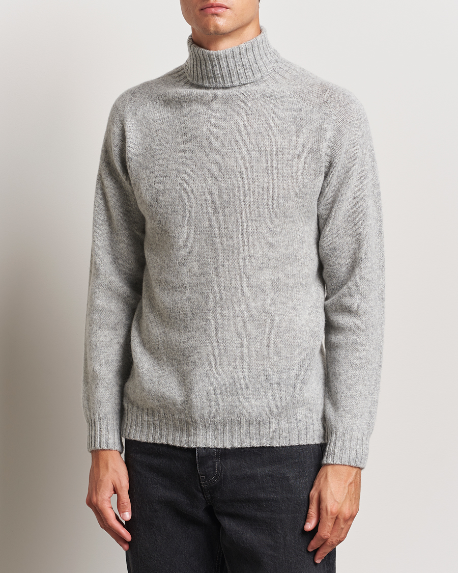 Men | Clothing | Harley Of Scotland | Supersoft Lambswool Rollneck Silver Grey