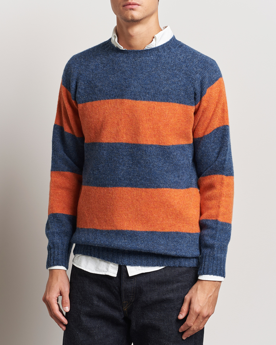 Selling EUC Patagonia Lambswool Crew Pattern Sweater Blue Orange Men's Size Small