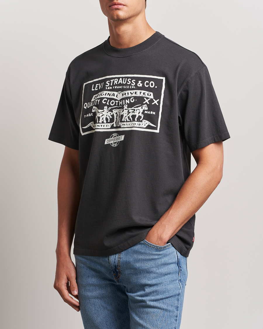 Men |  | Levi\'s | Vintage Fit Graphic T-Shirt Pirate Black