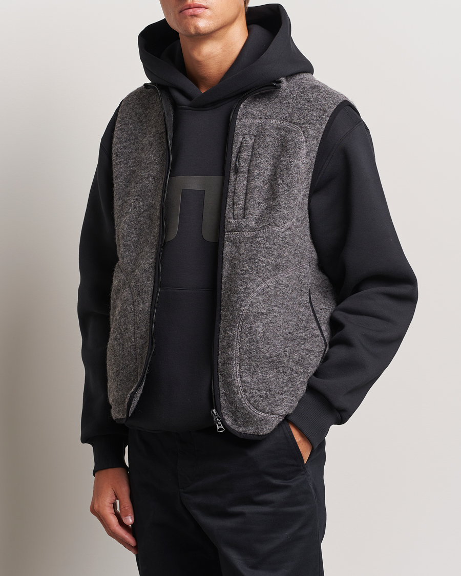 Men |  | J.Lindeberg | Duncan Wool Fleece Vest Light Grey Melange