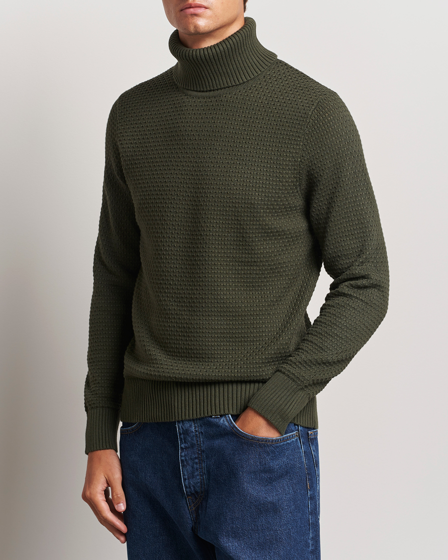 Men |  | J.Lindeberg | Olivero Structure Cotton Turtleneck Forest Green