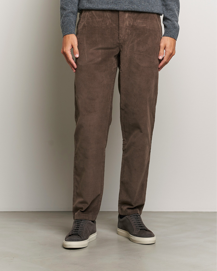 Men | Corduroy Trousers | KnowledgeCotton Apparel | Chuck Regular Cord Trousers Chocolate