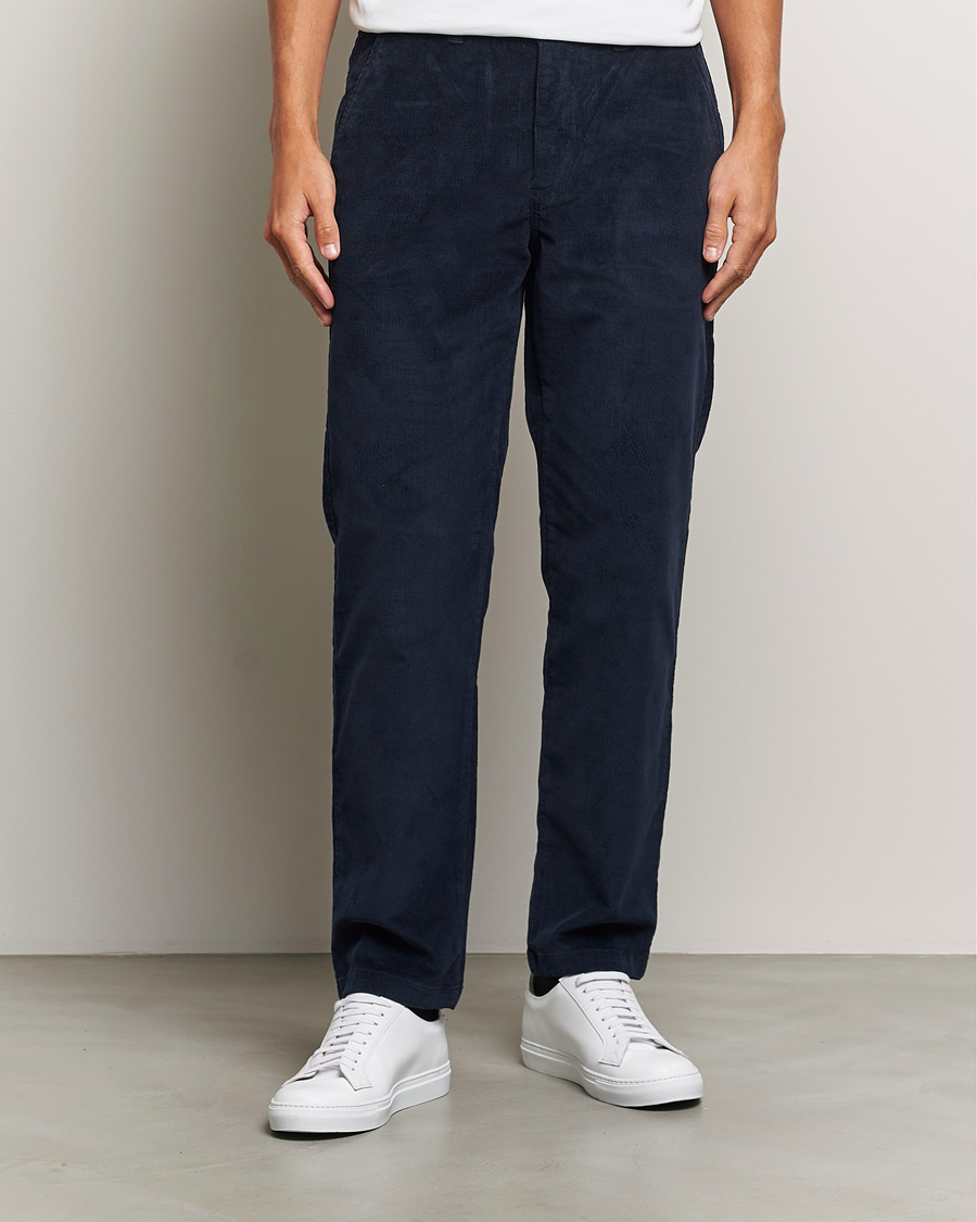 Men | Corduroy Trousers | KnowledgeCotton Apparel | Chuck Regular Cord Trousers Navy