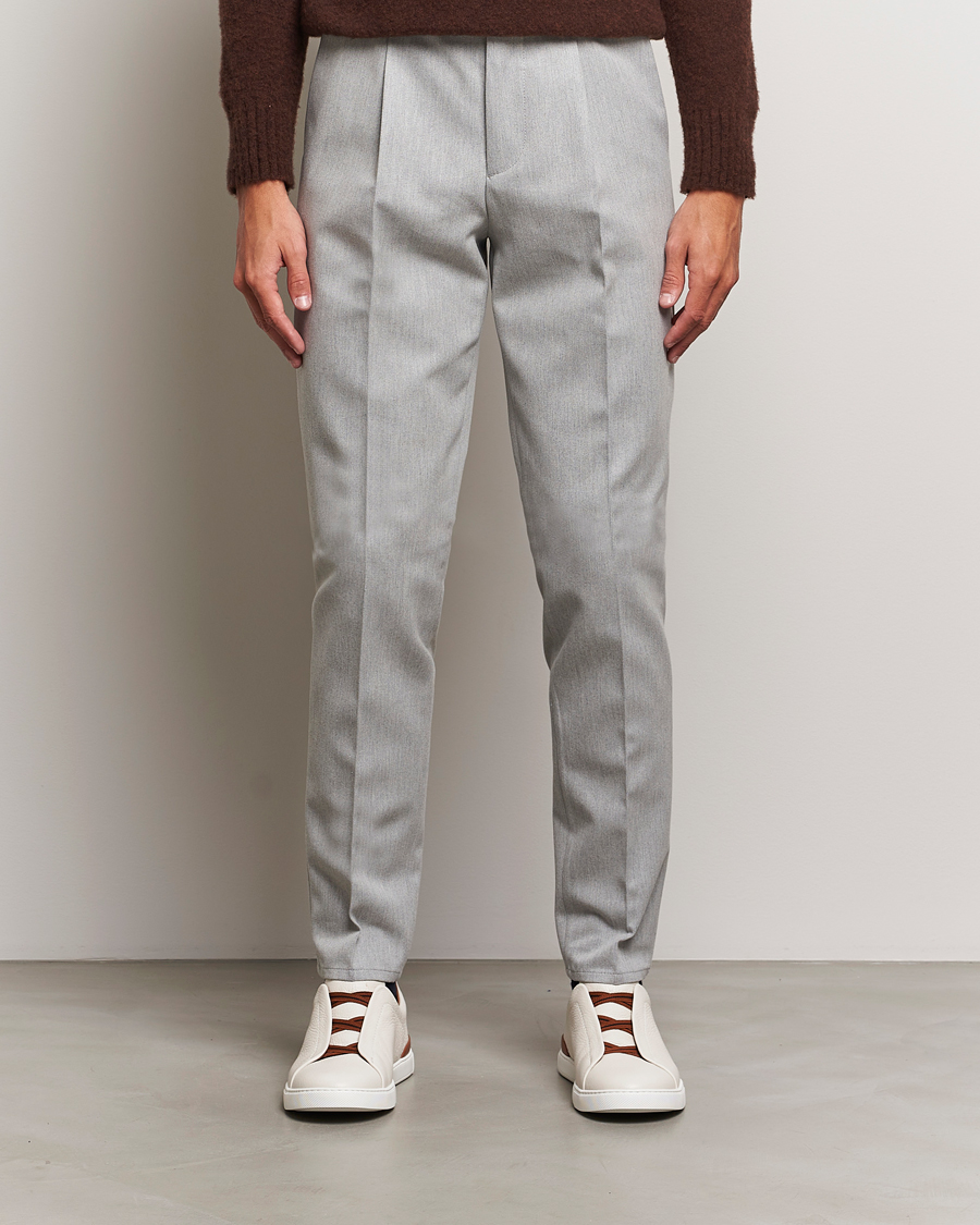Men | Chinos | Brunello Cucinelli | Slim Fit Pleated Wool Trousers Light Grey