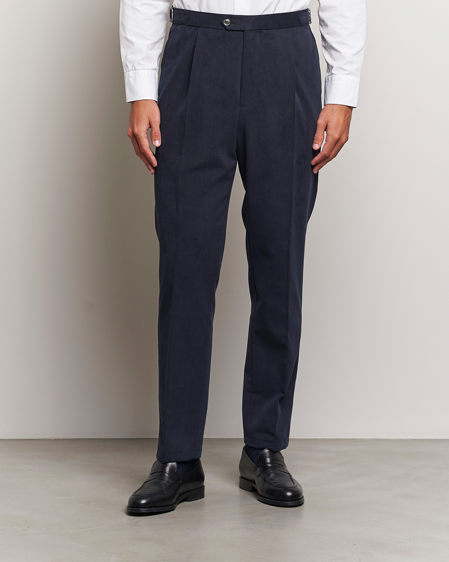 Men |  | Oscar Jacobson | Delon Brushed Cotton Trousers Navy