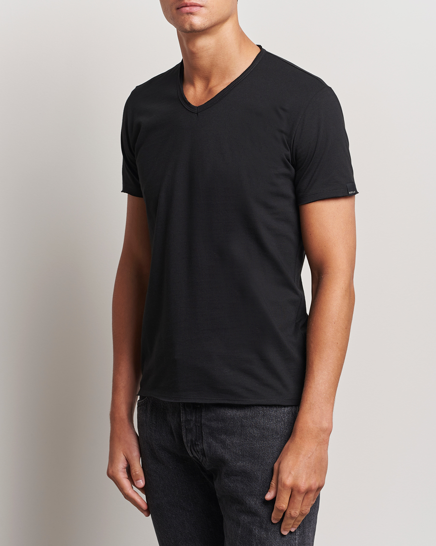Men |  | Replay | V-Neck T-Shirt Black