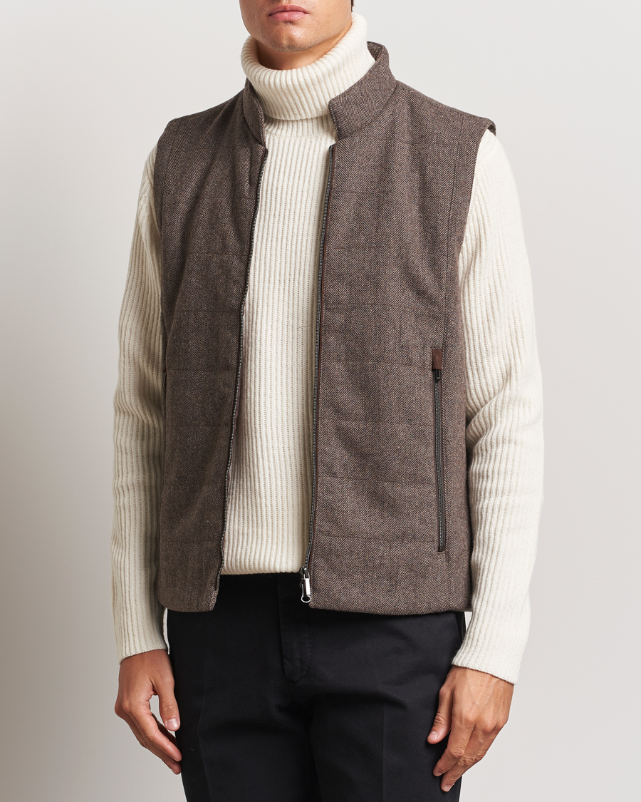 Men |  | Stenströms | Alcantara Detail Herringbone Wool Vest Dark Brown