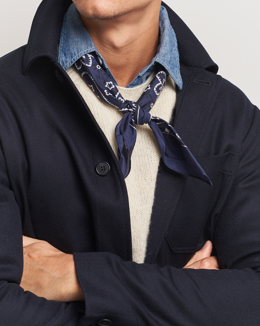 Men |  | Drake\'s | Classic Paisley Bandana Navy