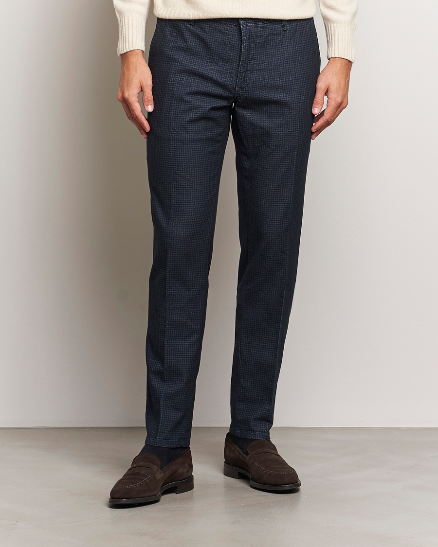 Factory Navy blue trousers / Tapered style pants / Sustainable trousers in Tencel fabric