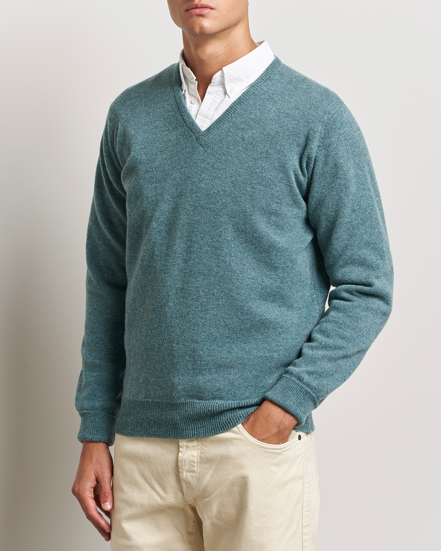 Men | William Lockie | William Lockie | Rob Lambswool V-Neck Caspian