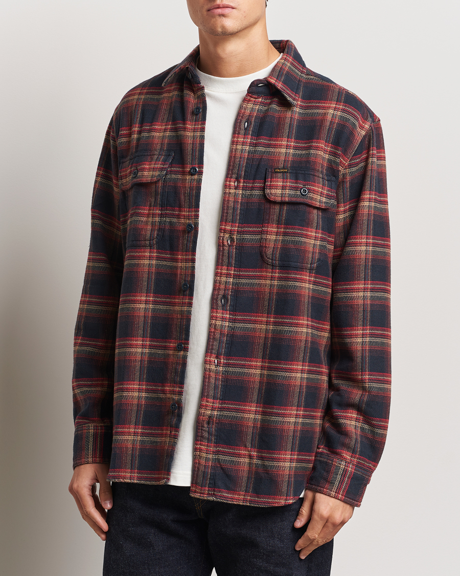 Men |  | Filson | Vintage Flannel Work Shirt Black/Rust