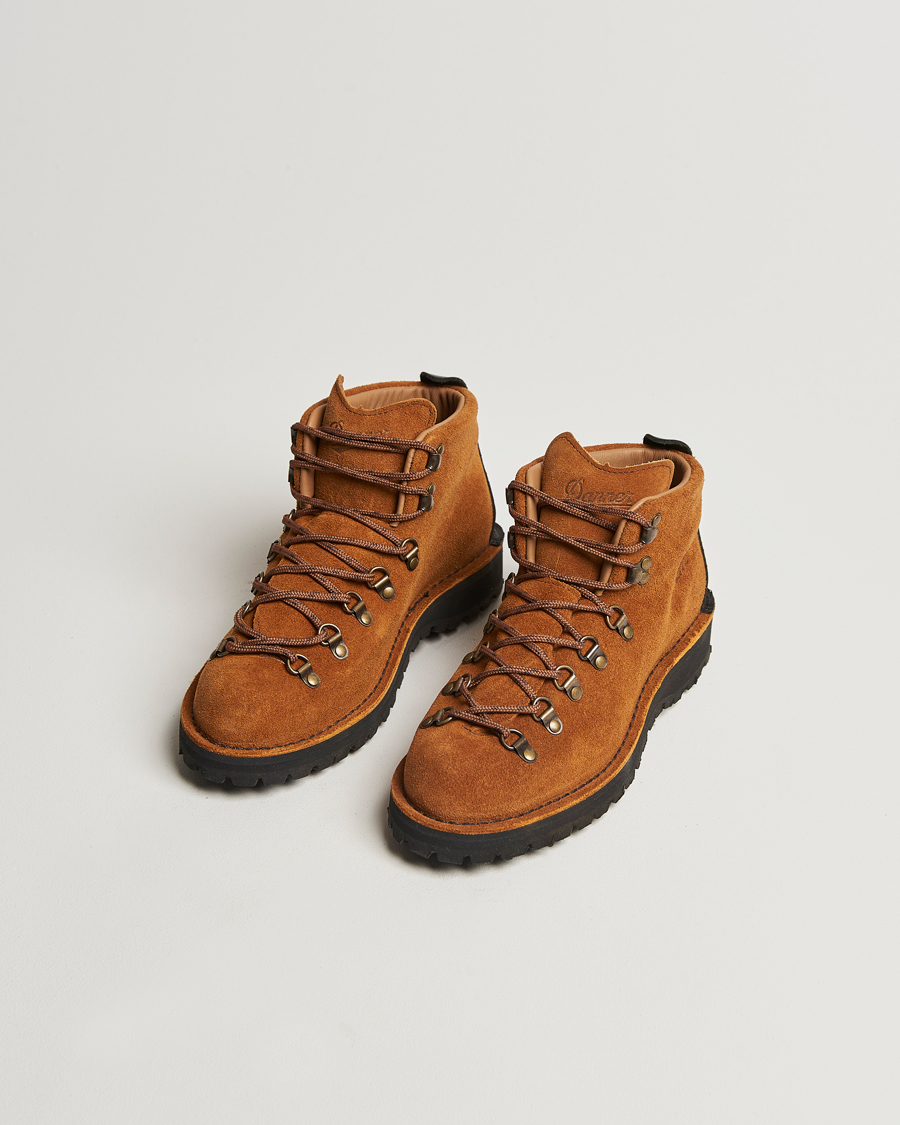 Men |  | Danner | Mountain Light GORE-TEX Suede Boot Wallowa