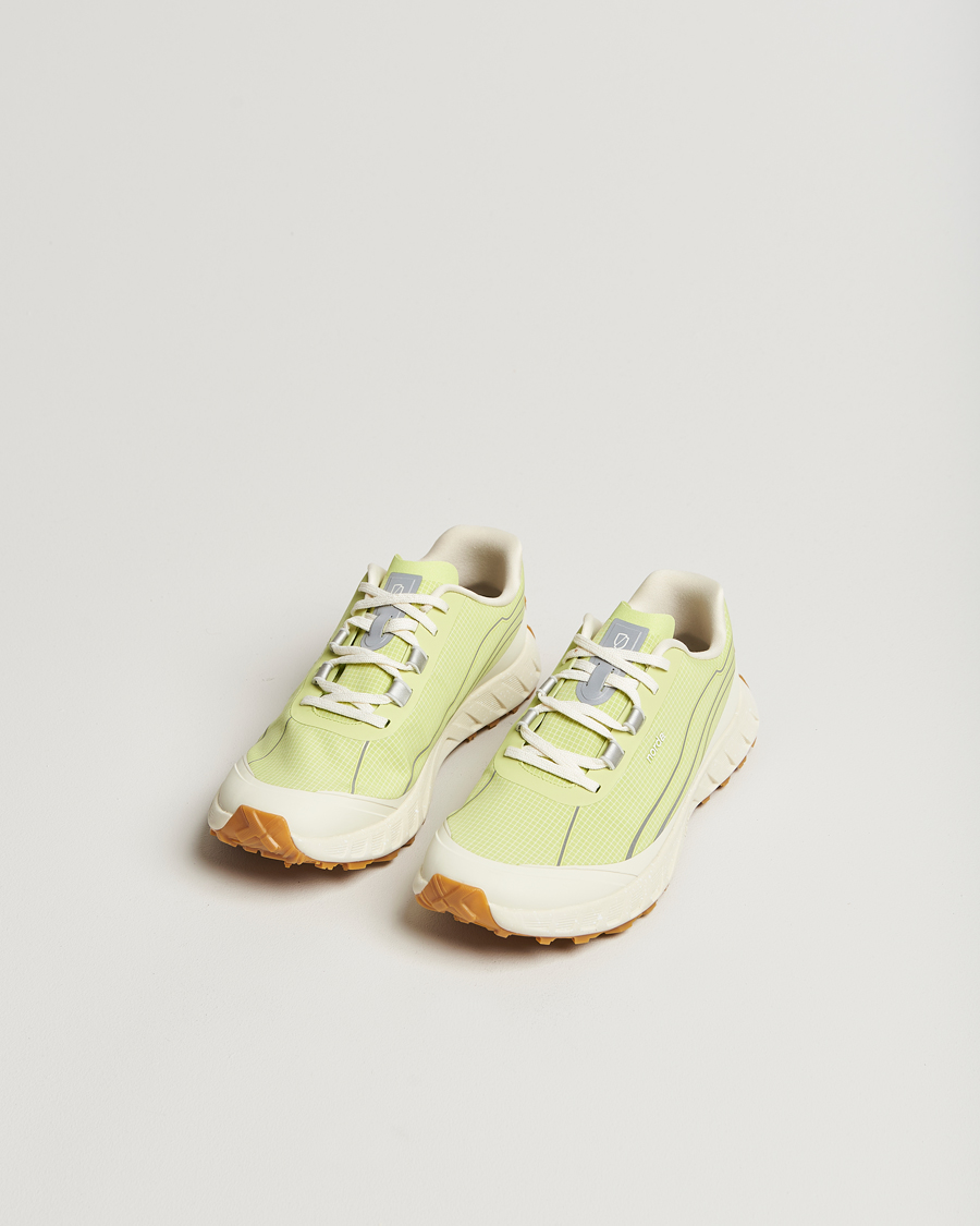 Men | Sneakers | Norda | 002 Running Sneakers Lichen