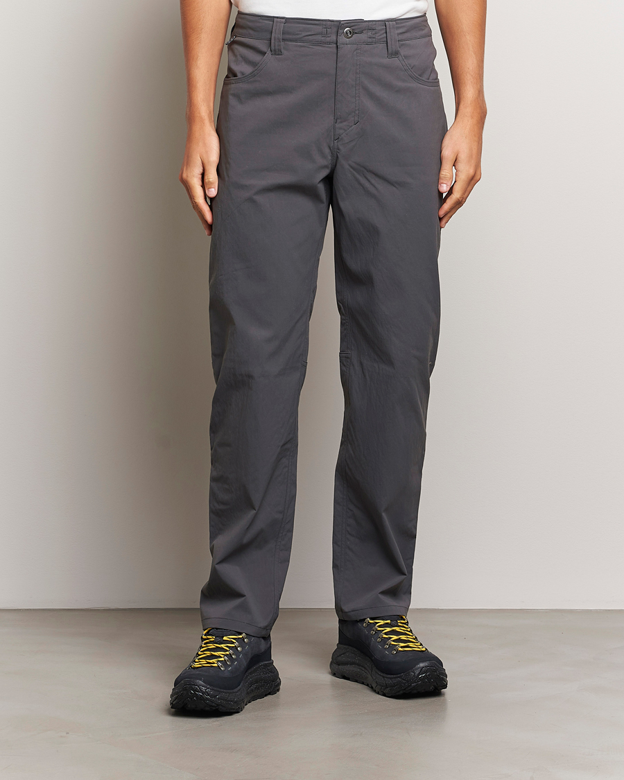 Men | Functional Trousers | Patagonia | Quandry Pants Forge Grey