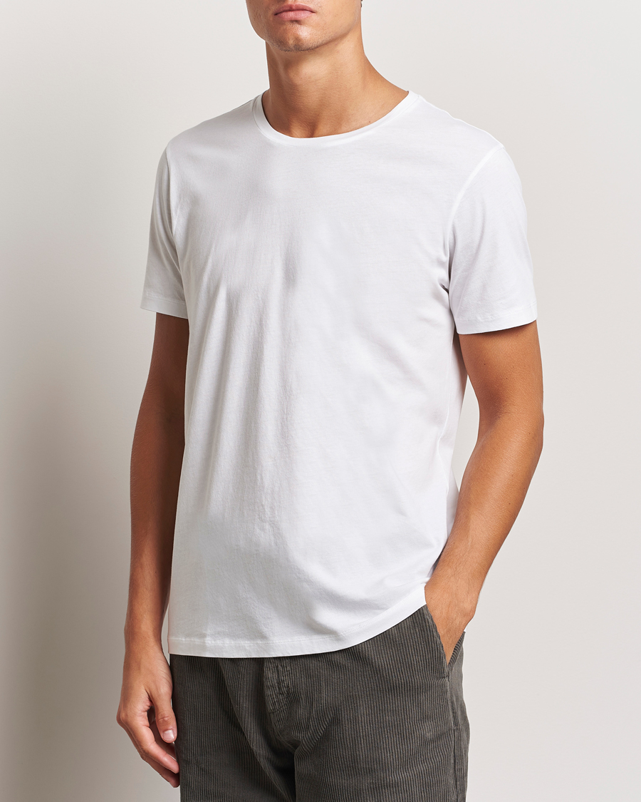 Men |  | A Day\'s March | Lightweight T-Shirt White